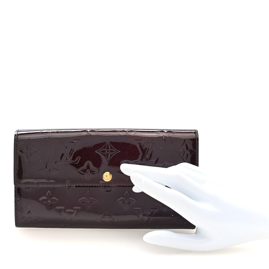 Louis Vuitton Vernis Sarah Wallet Amarante
