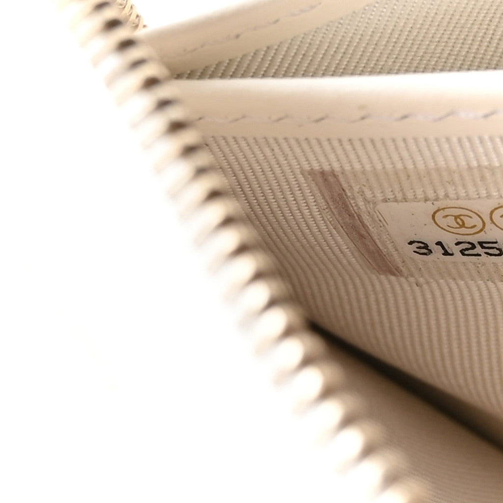 Caviar Quilted Large Gusset Zip Around Wallet White