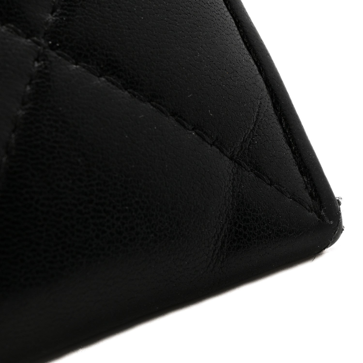 Lambskin Quilted Chanel 19 Card Holder Black