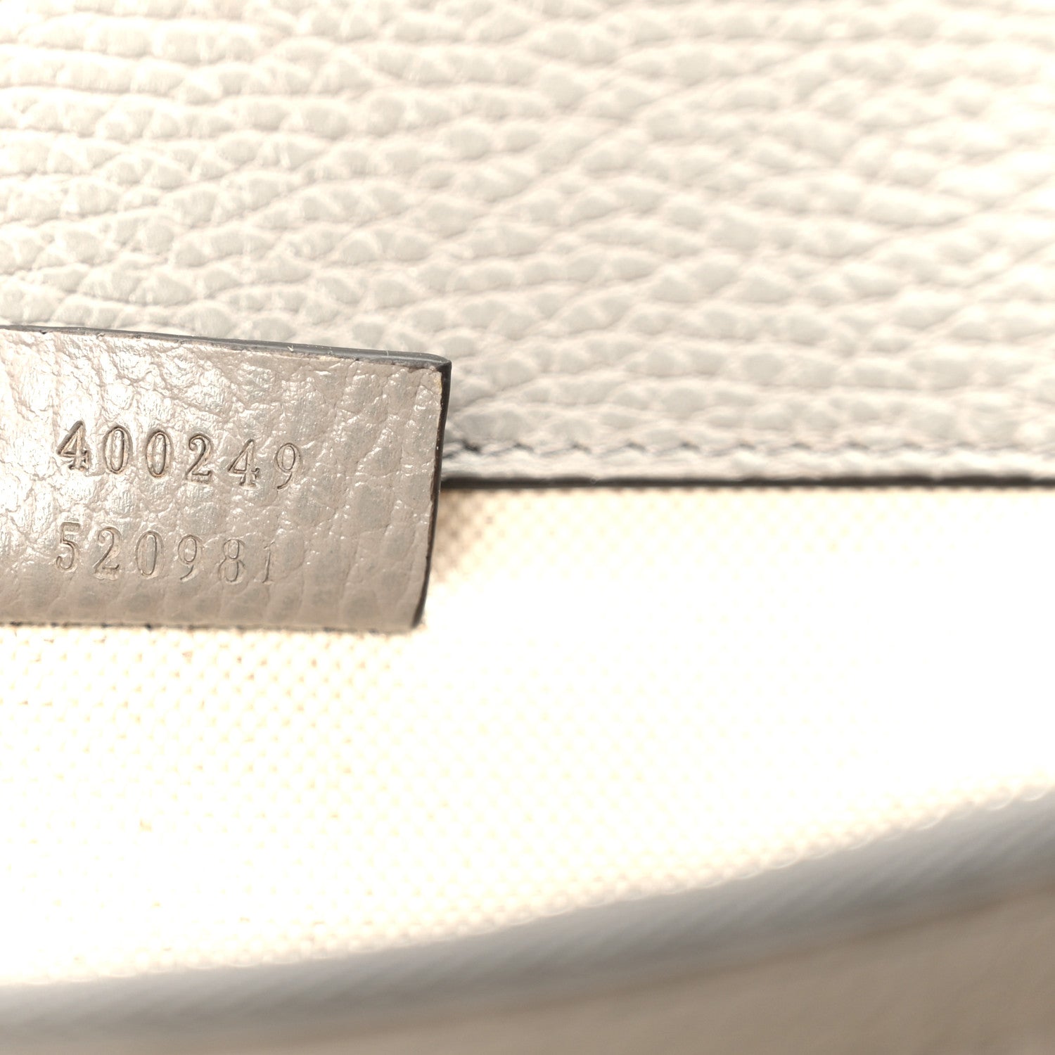 Gucci Pebbled Calfskin Small Dionysus Shoulder Bag Dusty Grey