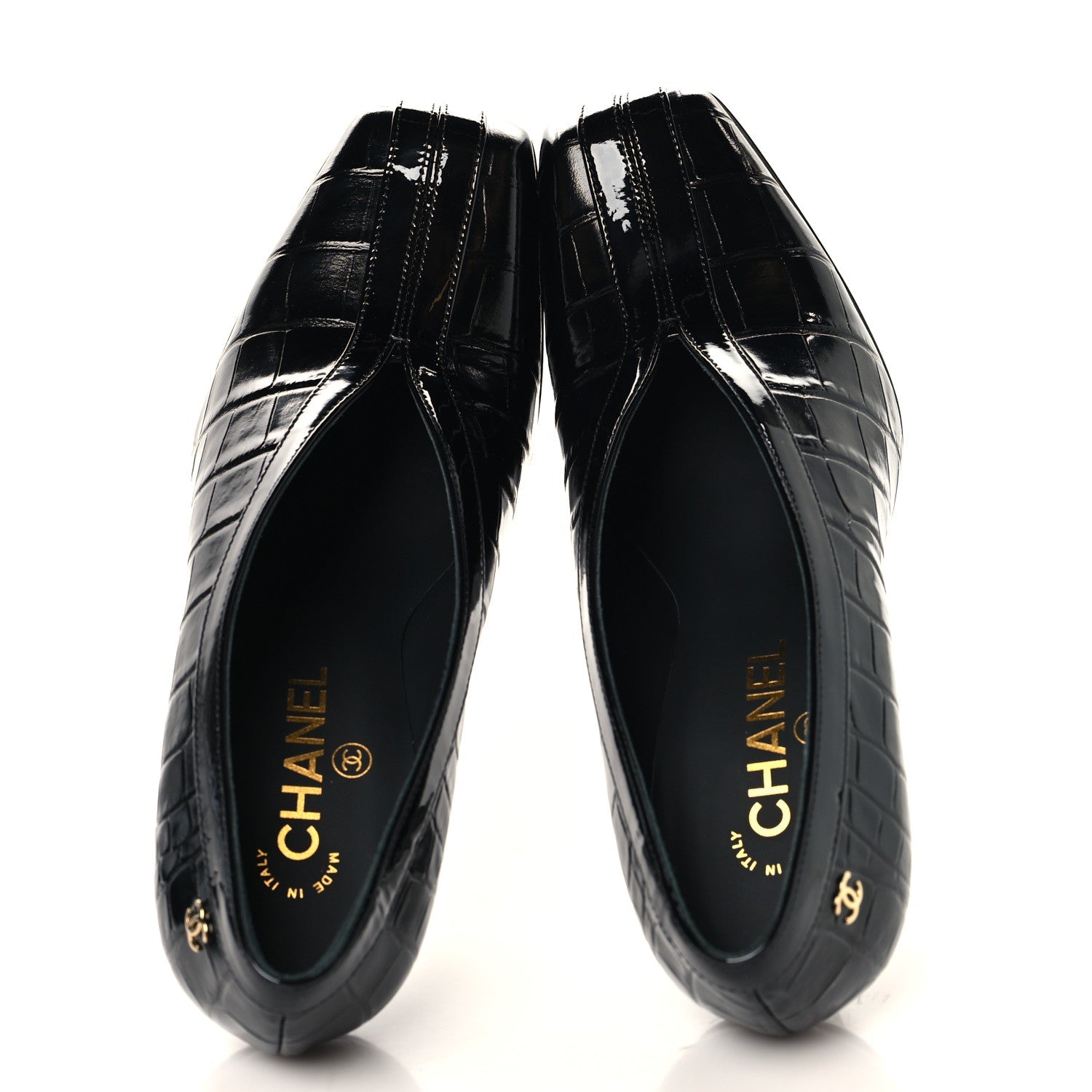 Crocodile Embossed Patent Calfskin Pumps 38.5 Black