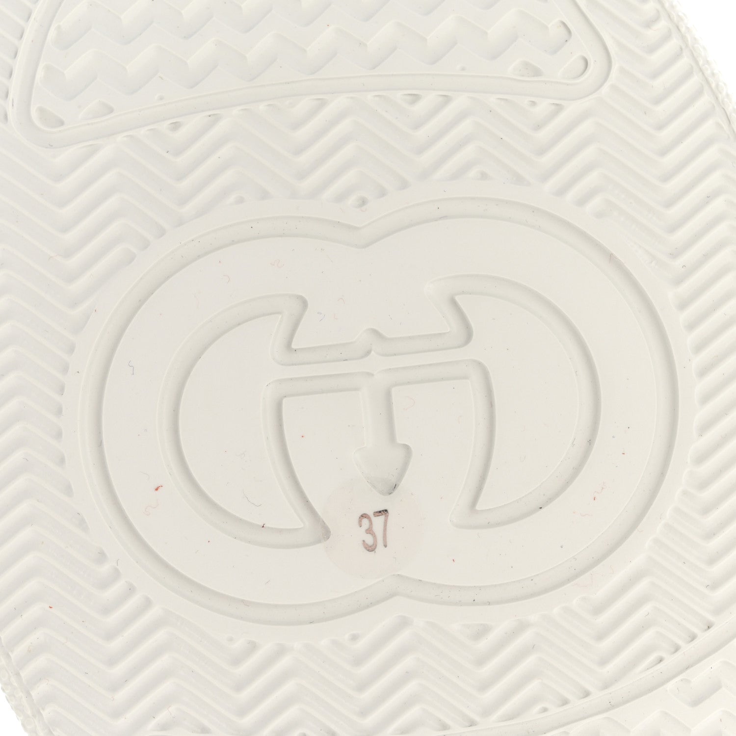 Gucci Calfskin GG Tennis Embossed Perforated Womens Platform 55mm Sneakers 37 Great White