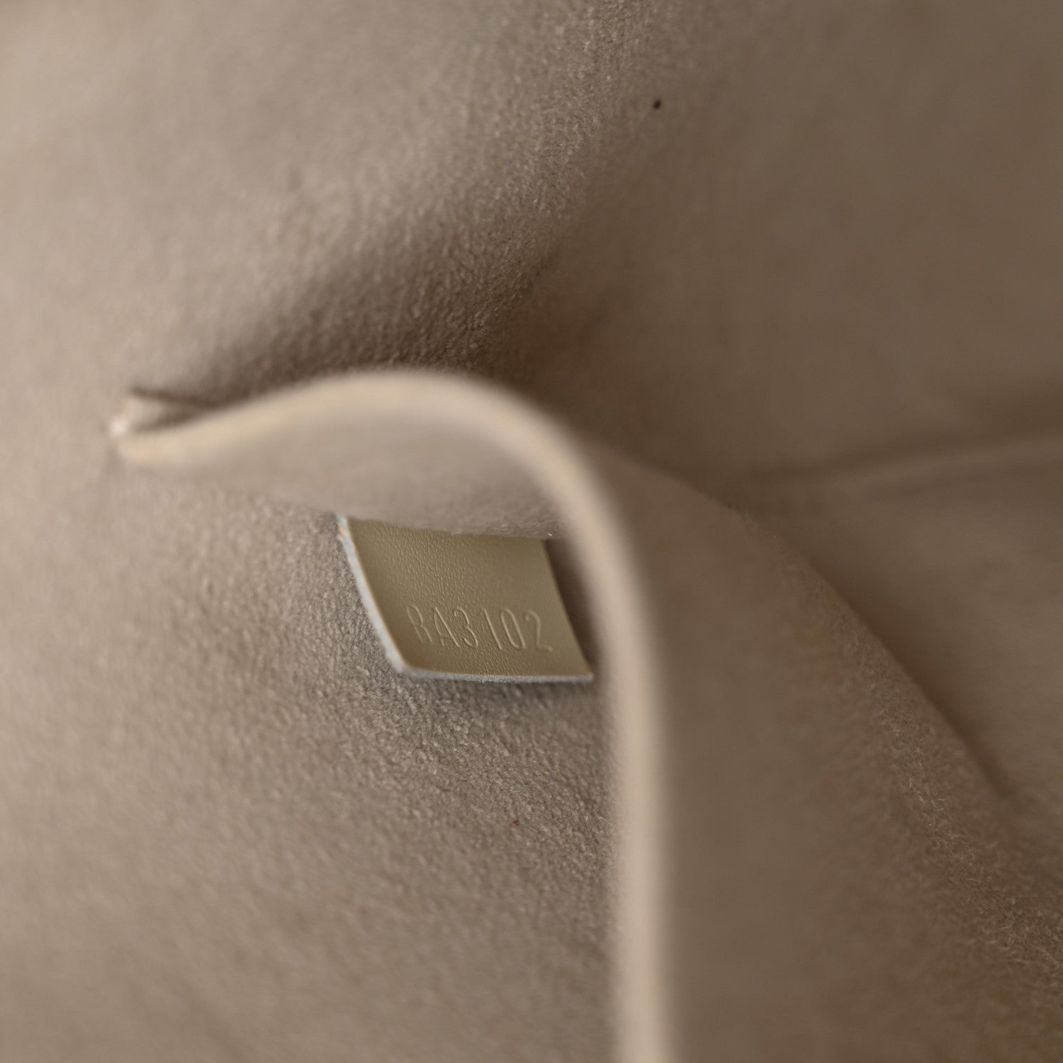 Louis Vuitton Epi Alma PM White