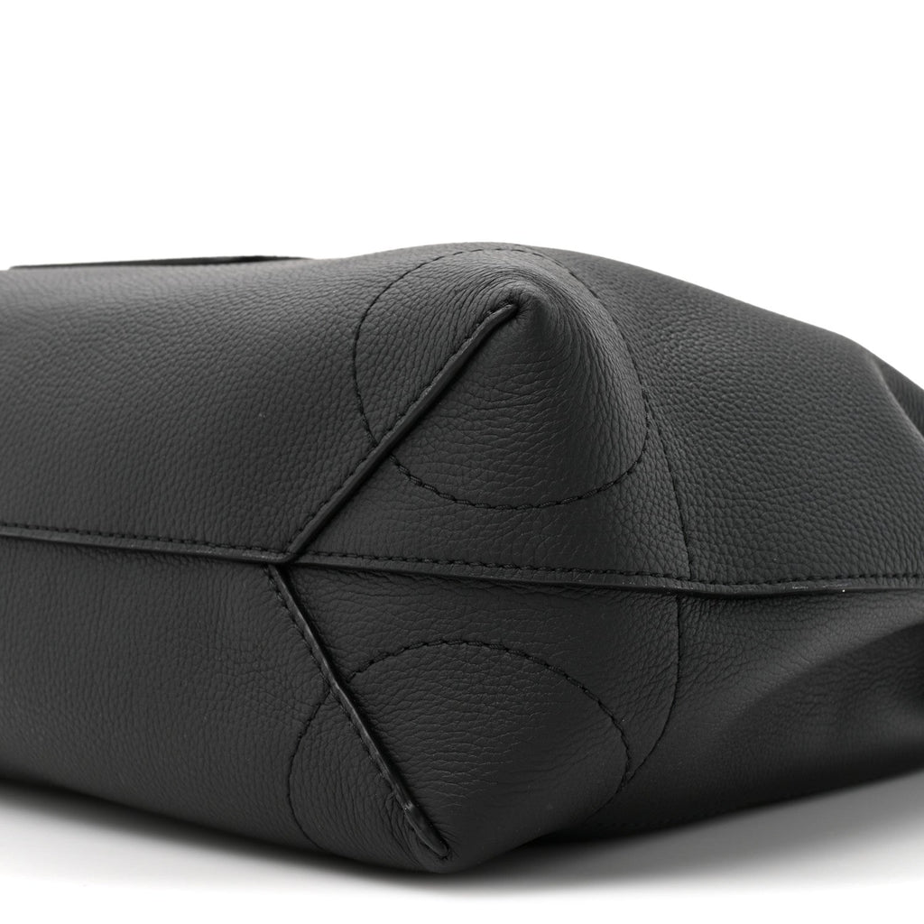 Louis Vuitton LV Touch Calfskin Steamer 30 H38 Black