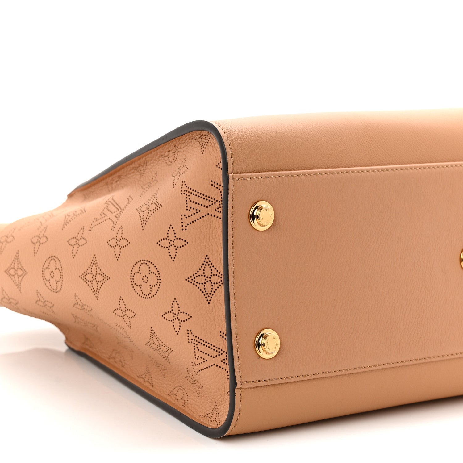 Louis Vuitton Mahina On My Side GM Arizona Beige