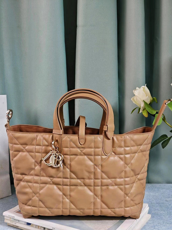 Dior Bags - 132