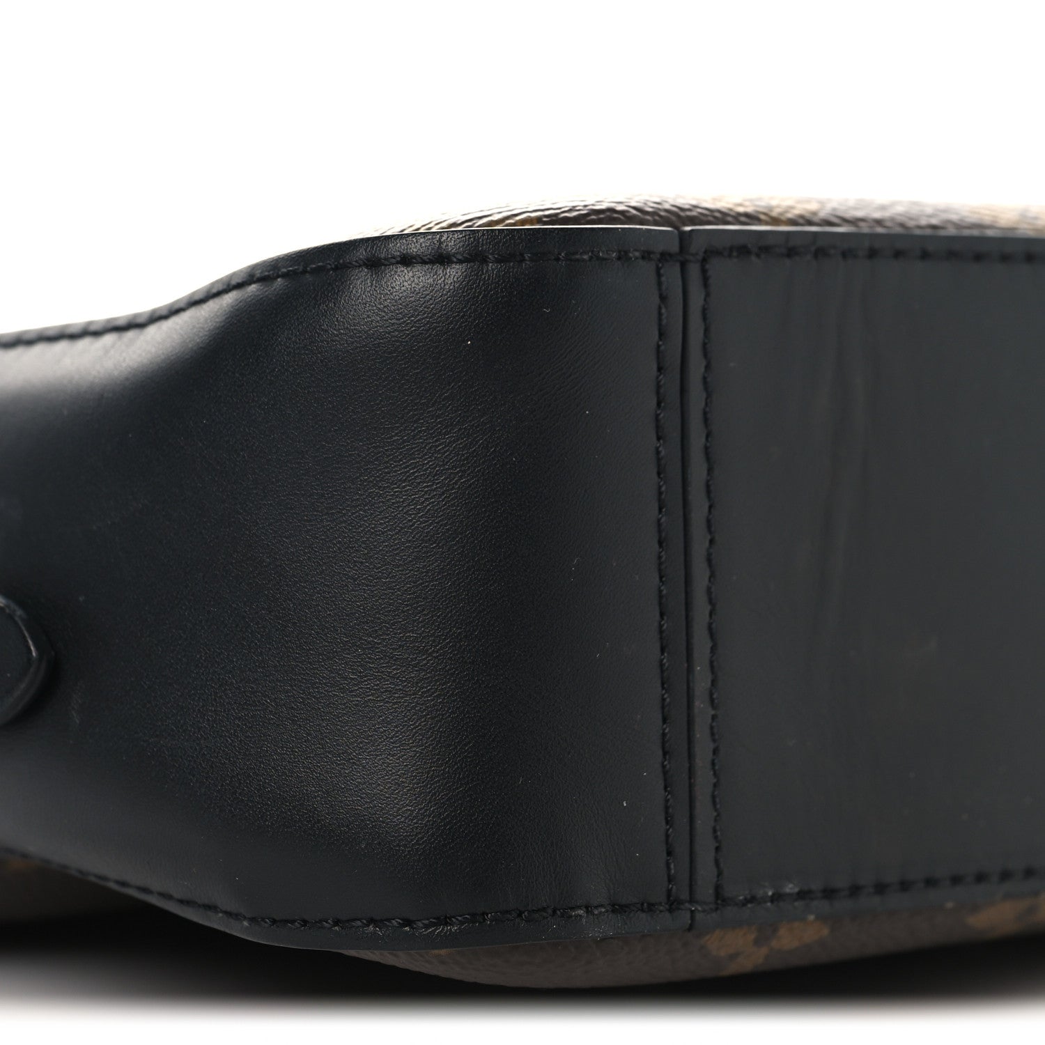 Louis Vuitton Monogram Saintonge Black