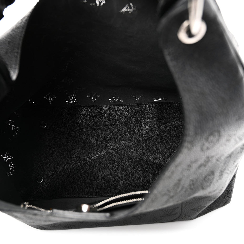 Louis Vuitton Mahina Carmel Hobo Black