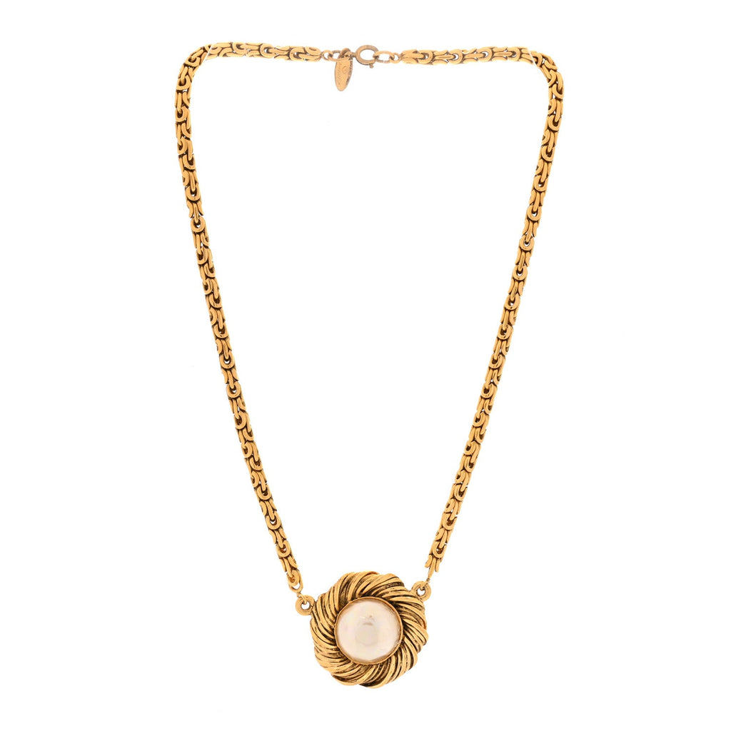 Metal Pearl Flower Necklace Gold