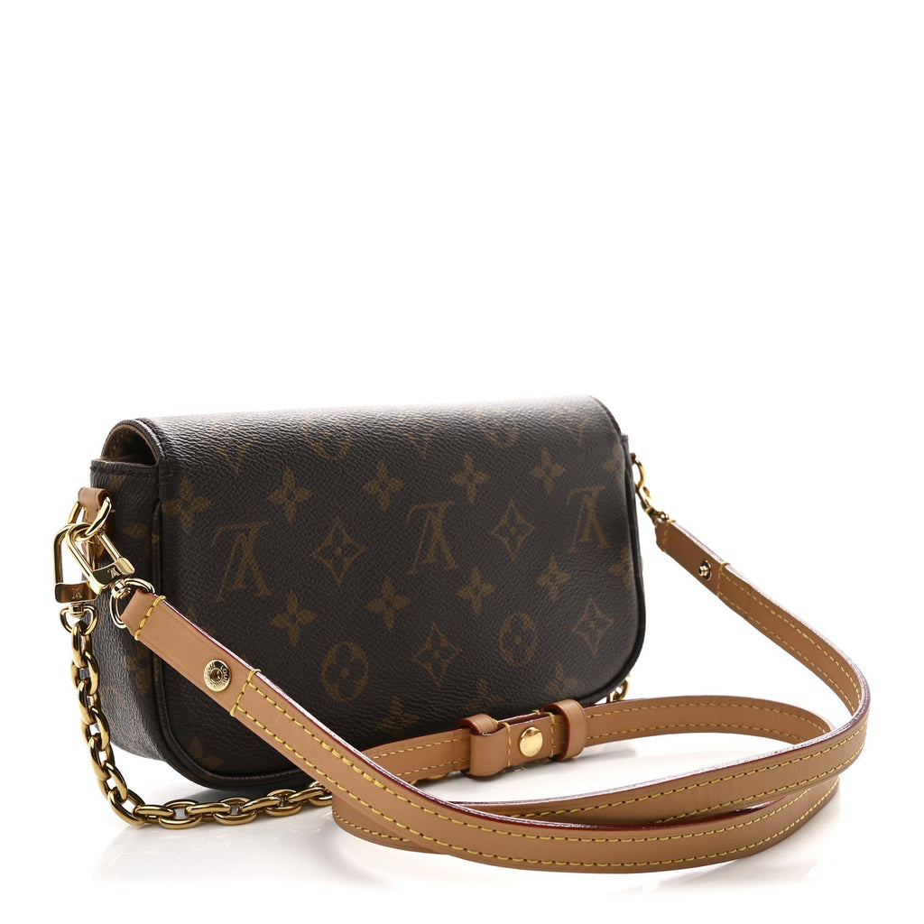 Louis Vuitton Monogram Ivy Wallet On Chain