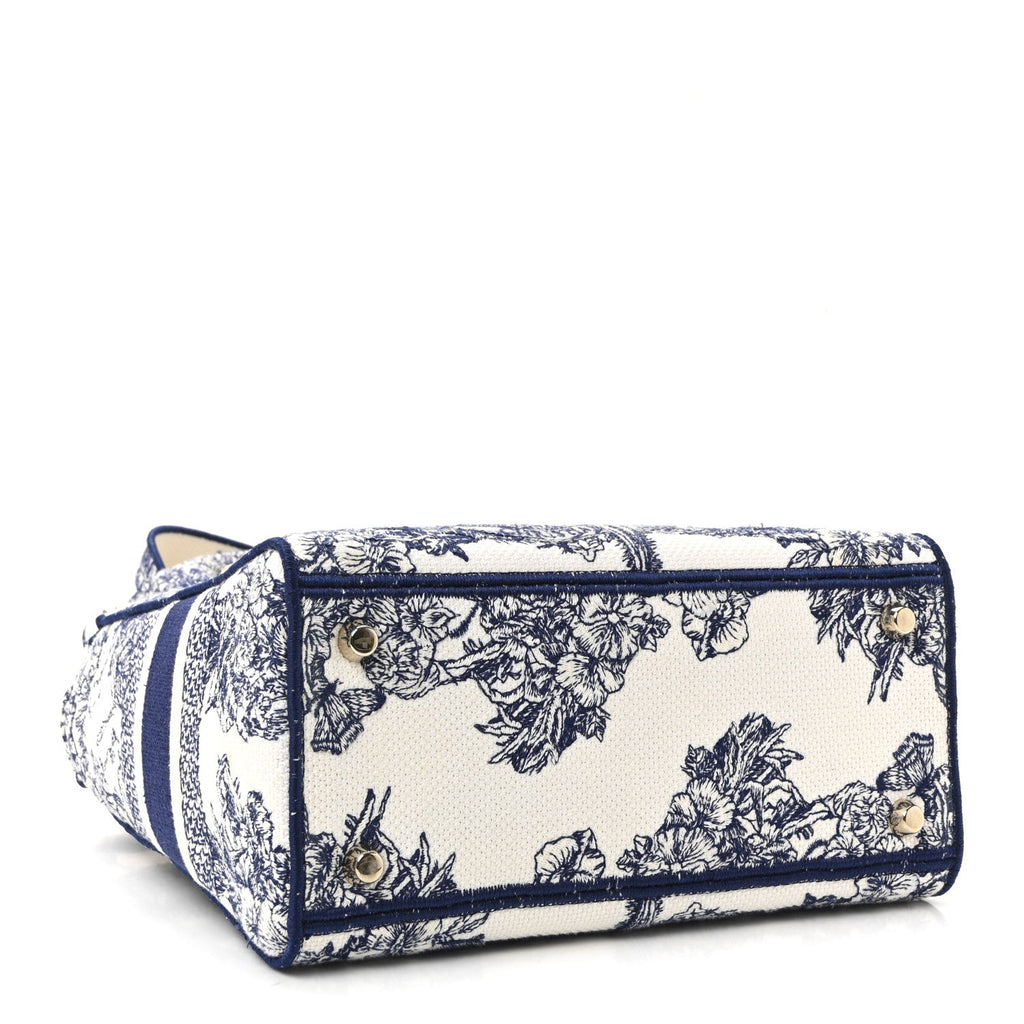 Christian Dior Canvas Reverse Embroidered Rêve d'Infini Medium Lady D-Lite Blue Multicolor