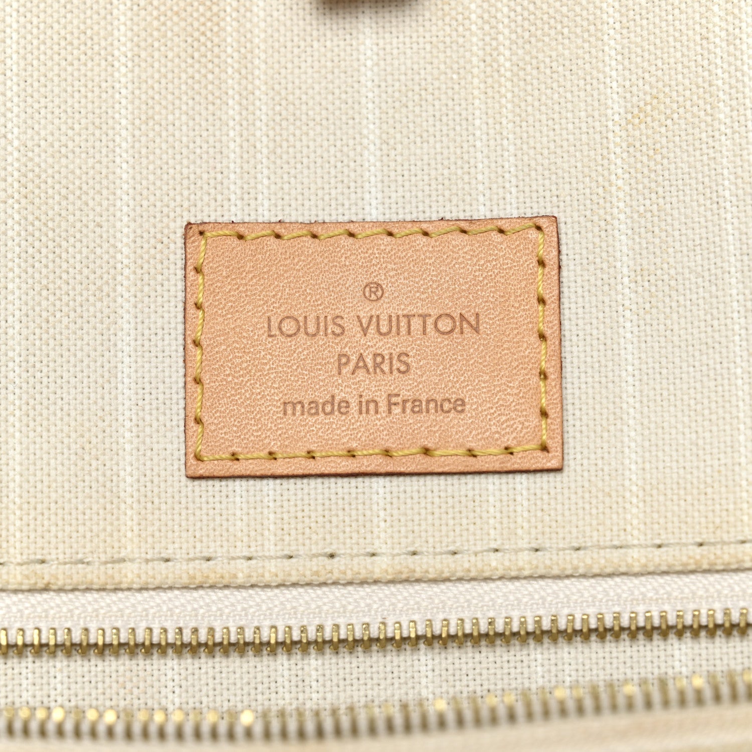 Louis Vuitton Monogram Giant By The Pool Onthego GM Brume