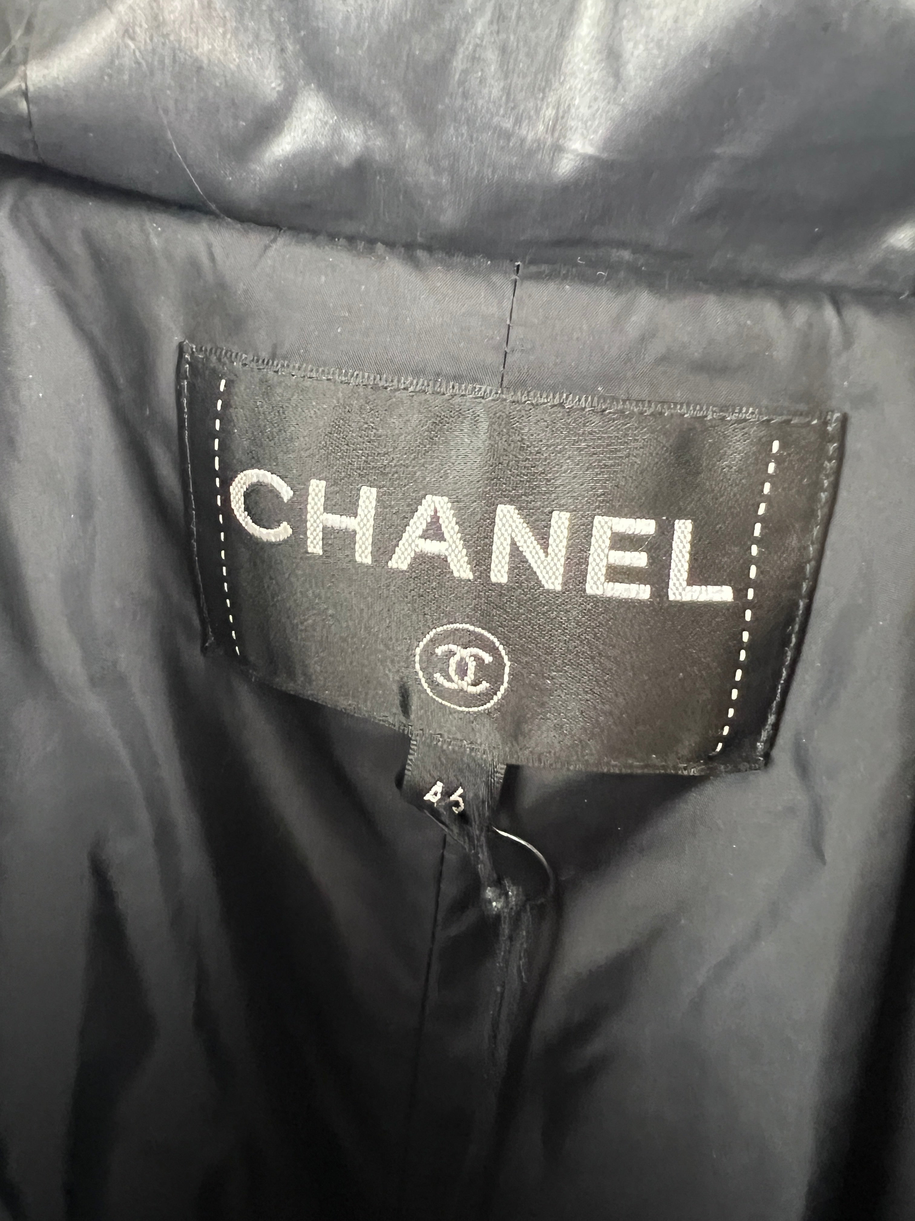 Chanel Black Rain Jacket with CC Logo Size FR 46 (UK 20)
