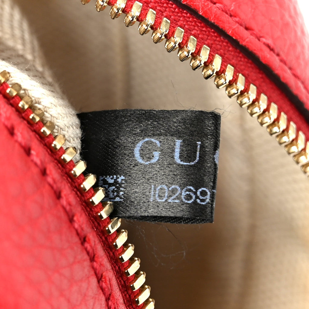 Gucci Pebbled Calfskin Small Soho Disco Bag Vibrant Red