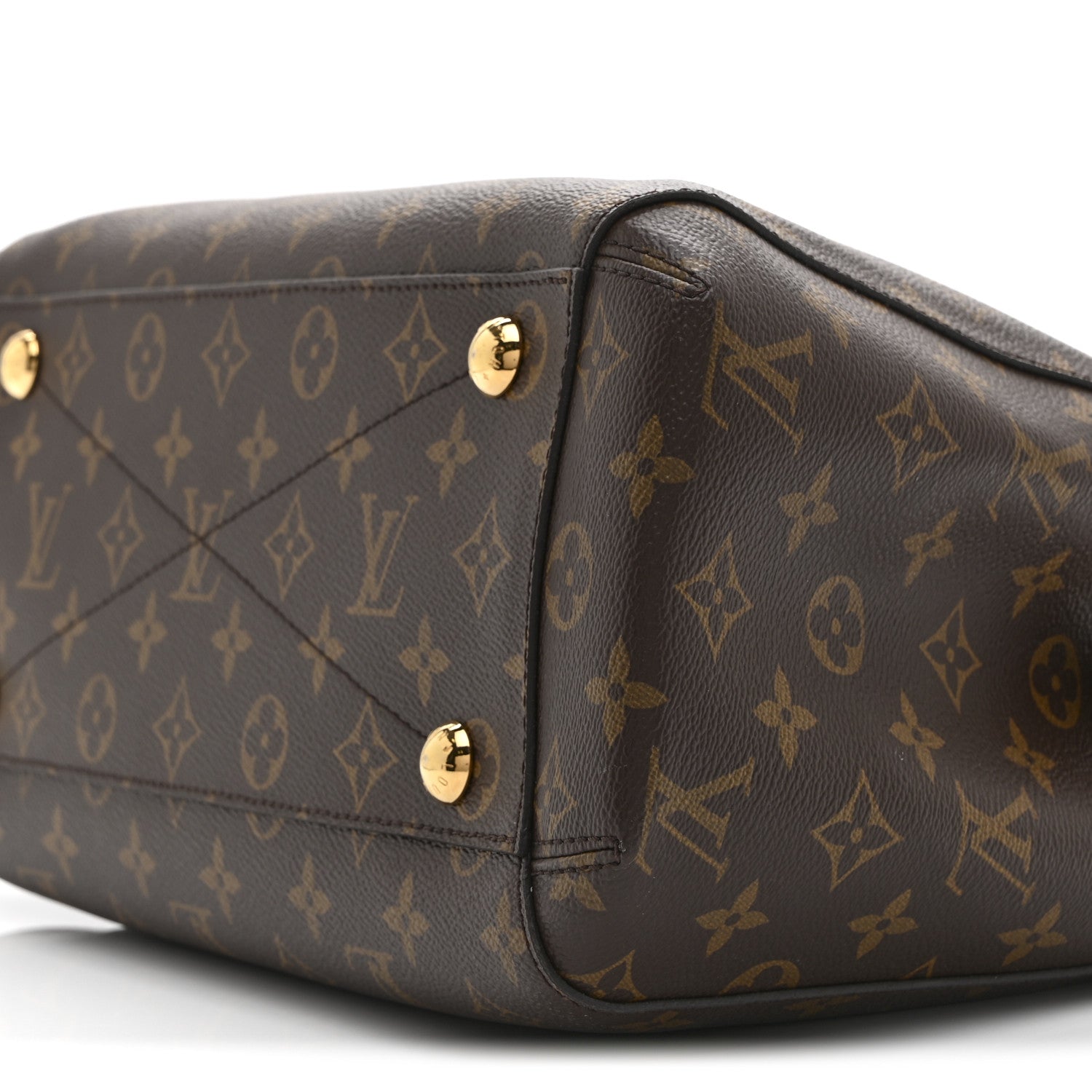 Louis Vuitton Monogram Montaigne MM