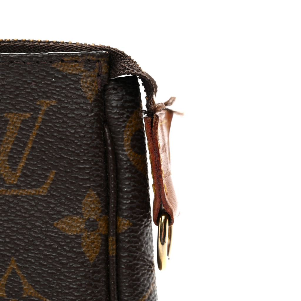 Louis Vuitton Monogram Pochette Accessories