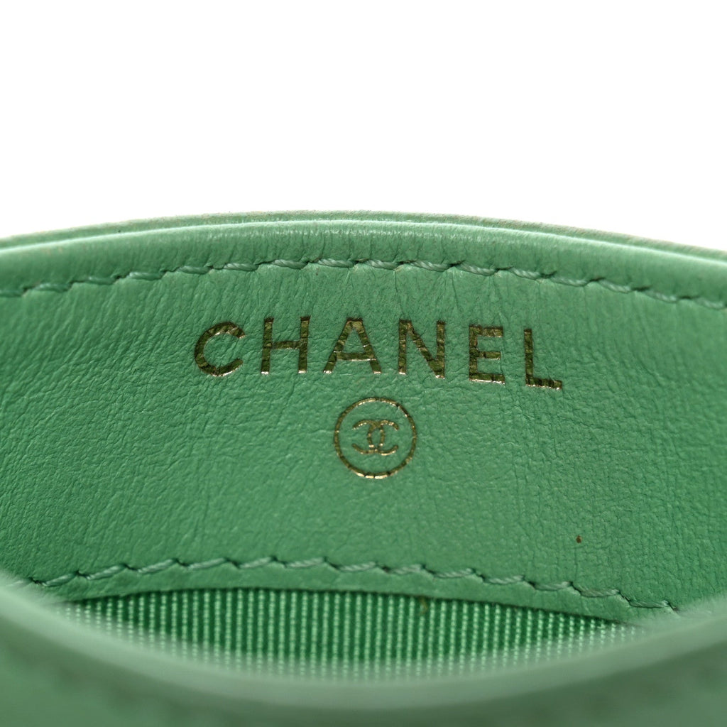 Caviar Quilted Card Holder Green