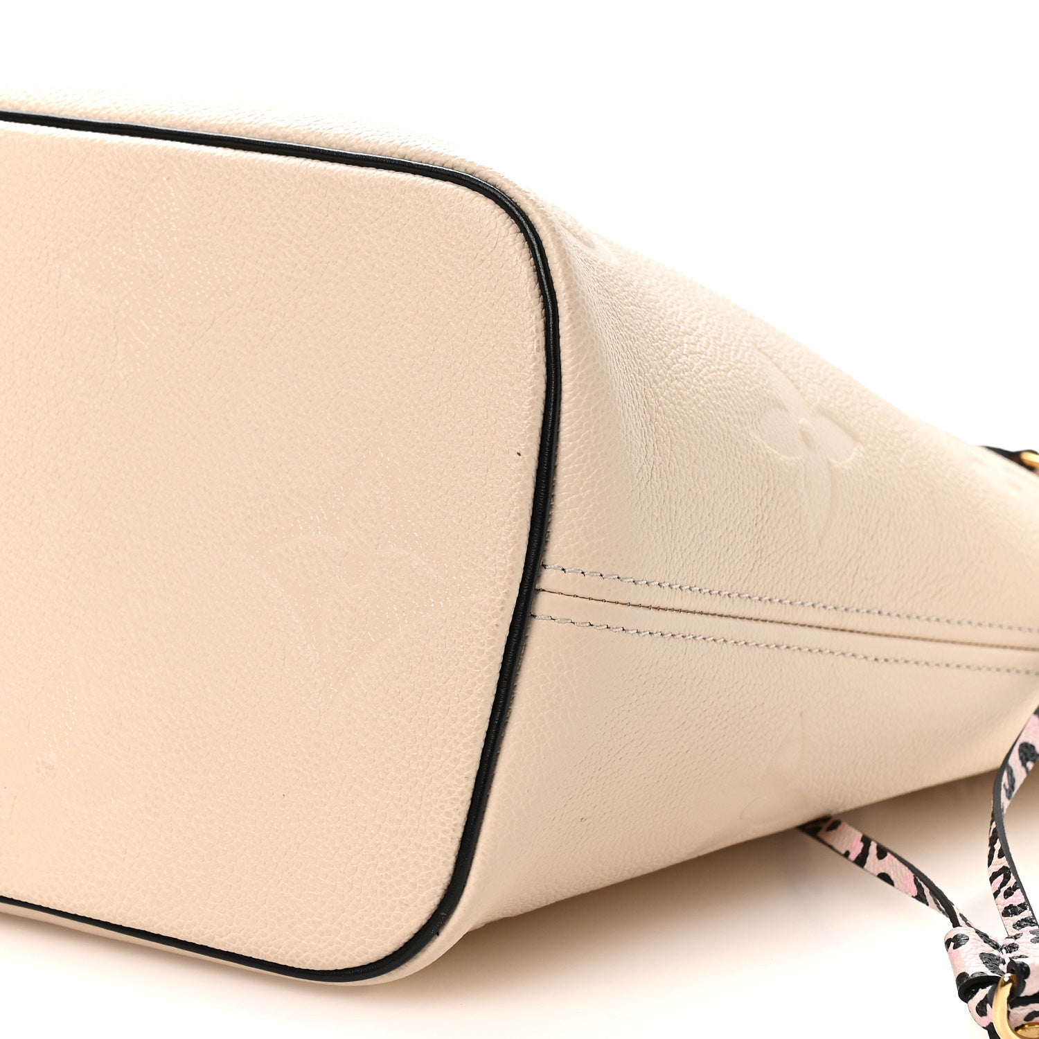Louis Vuitton Empreinte Monogram Giant Wild at Heart Neverfull MM Creme
