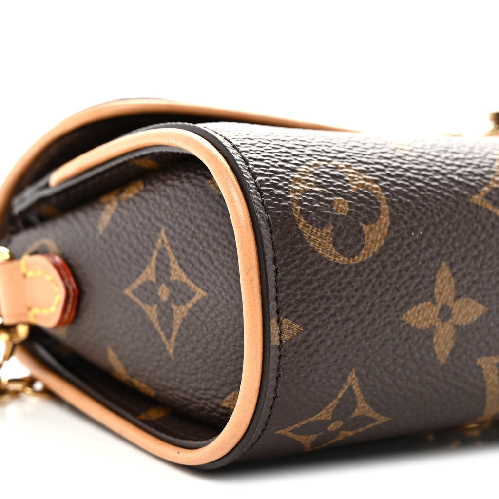 Louis Vuitton Monogram Pochette Camille