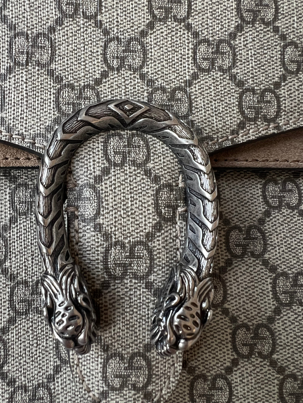 Gucci Dionysus GG Supreme Mini Shoulder Bag