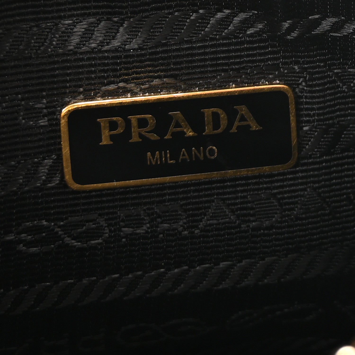 Prada Saffiano Lux Re-Edition 2005 Shoulder Bag Black