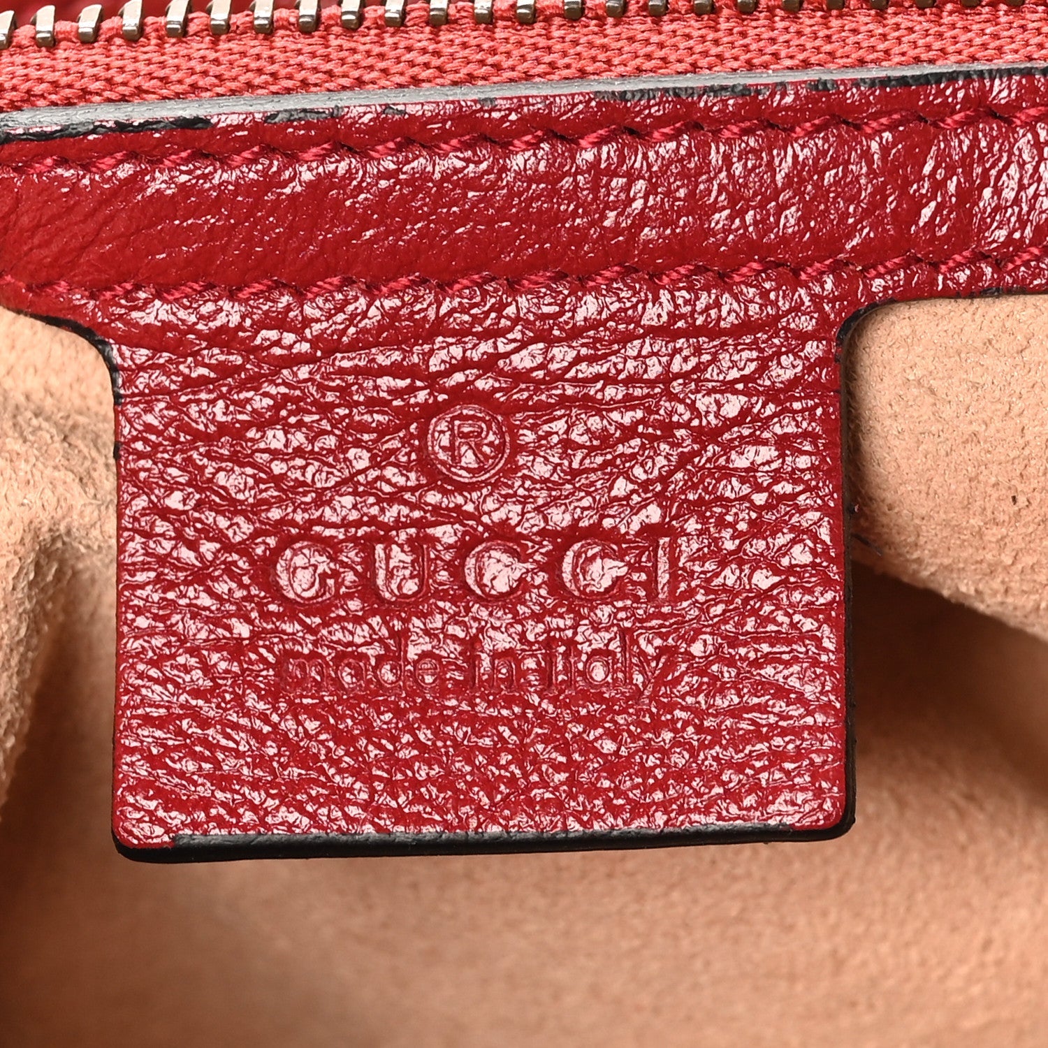 Gucci Vintage Effect Calfskin Matelasse Diagonal Small Torchon GG Marmont Top Handle Shoulder Bag Black Romantic Cherry