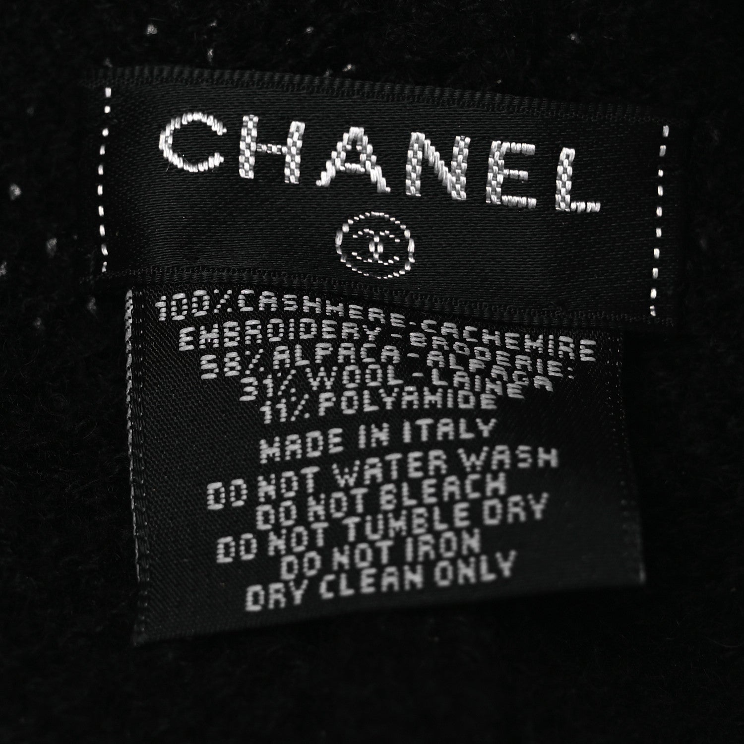 Cashmere CC Cloche Logo Beanie Hat Black