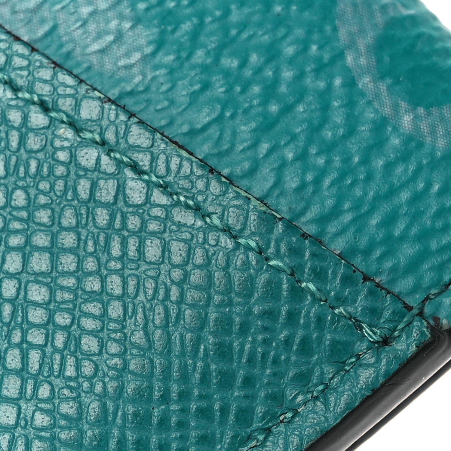 Louis Vuitton Monogram Taiga Pocket Organizer Vert
