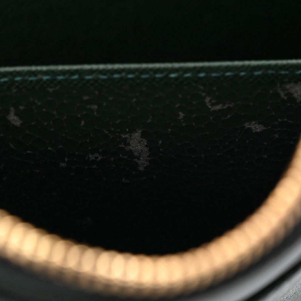 Louis Vuitton Taiga Baikal Pochette Epicea