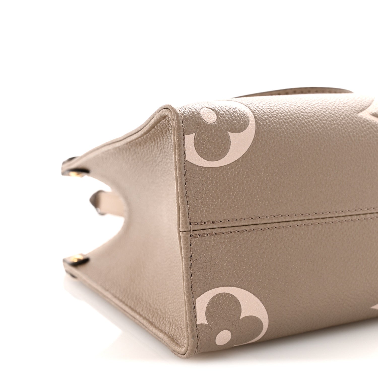 Louis Vuitton Empreinte Monogram Giant Onthego PM Tourterelle Creme