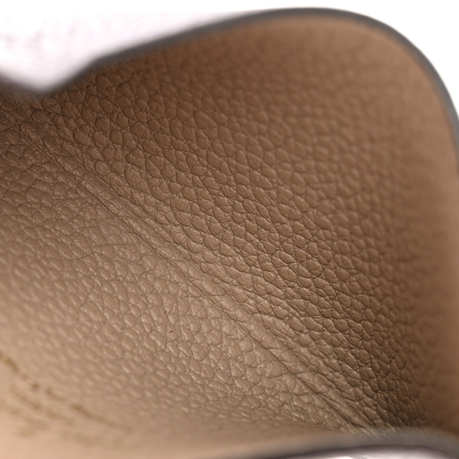 Louis Vuitton Cuir Rivets Mirror Case Quetsche