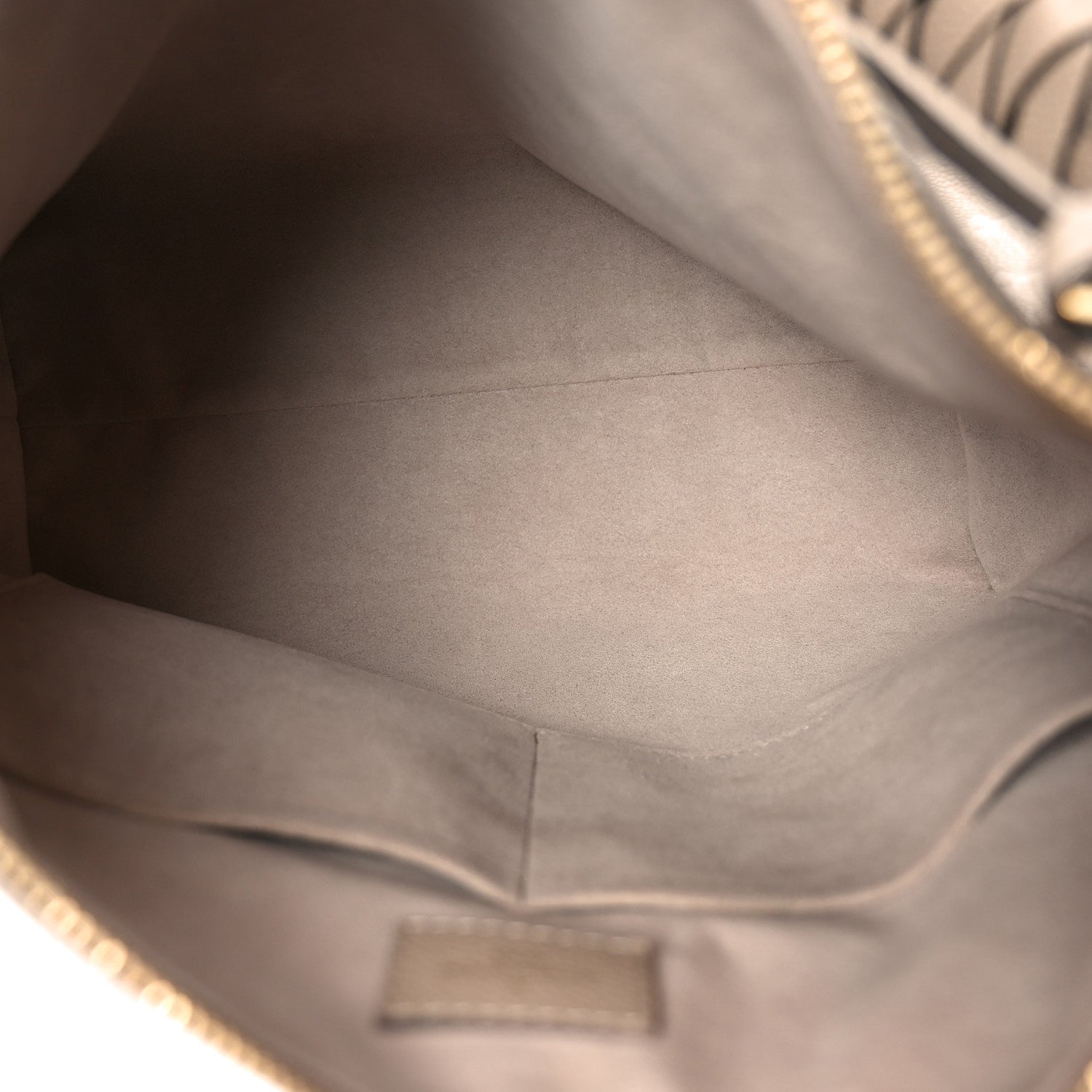 Louis Vuitton Empreinte Maida Hobo Tourterelle