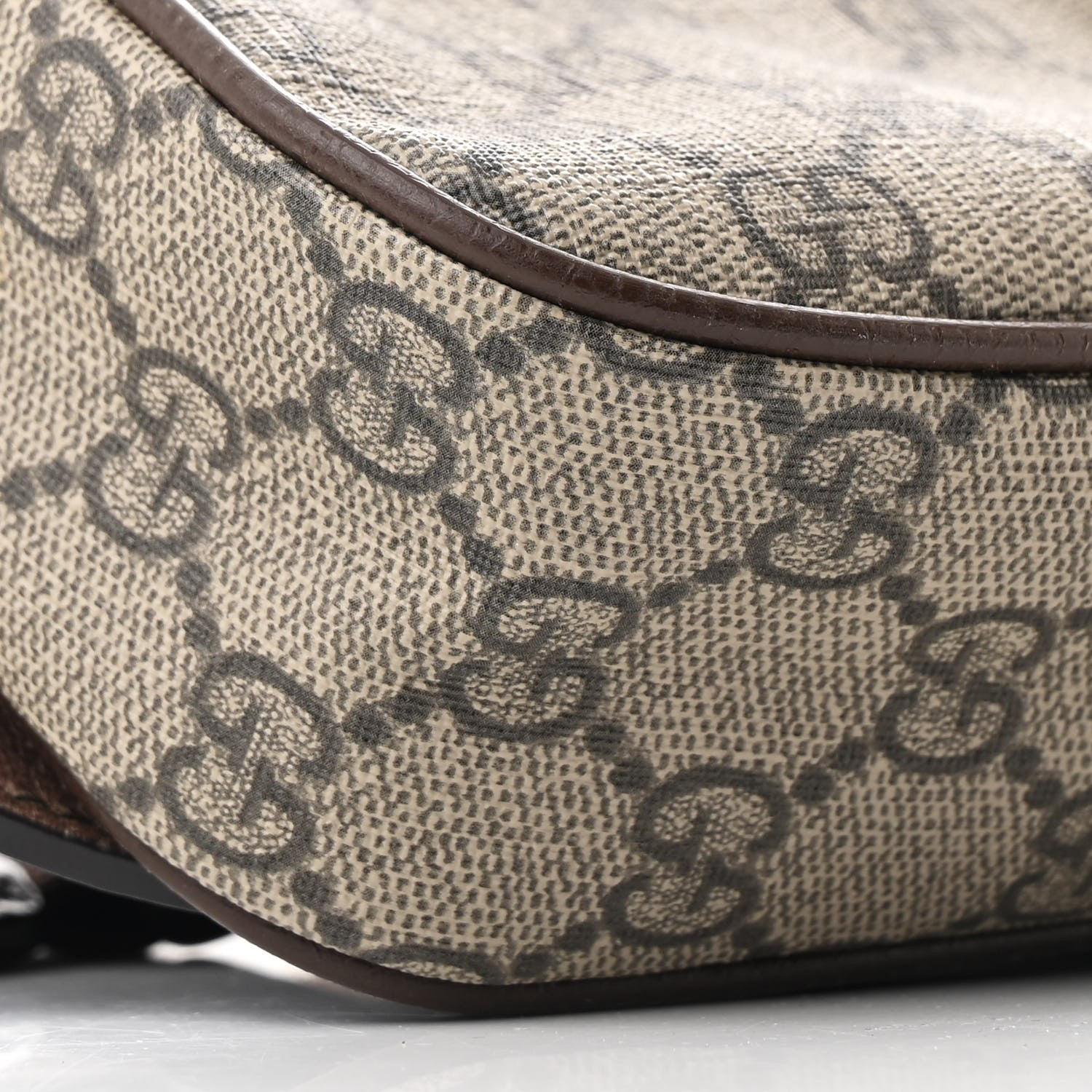 Gucci Soft GG Supreme Monogram Medium Ophidia Belt Bag Dark Brown