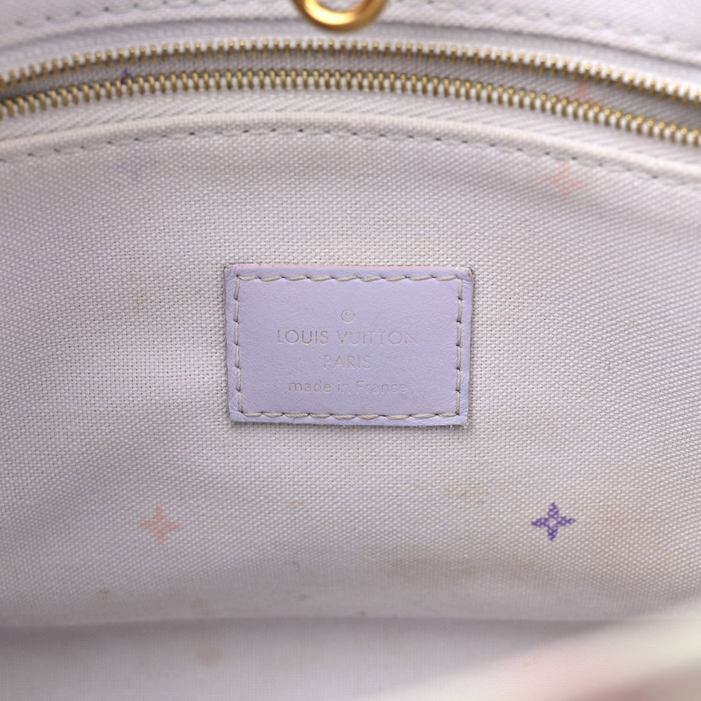 Louis Vuitton Monogram Giant Spring In The City Onthego PM Sunrise Pastel
