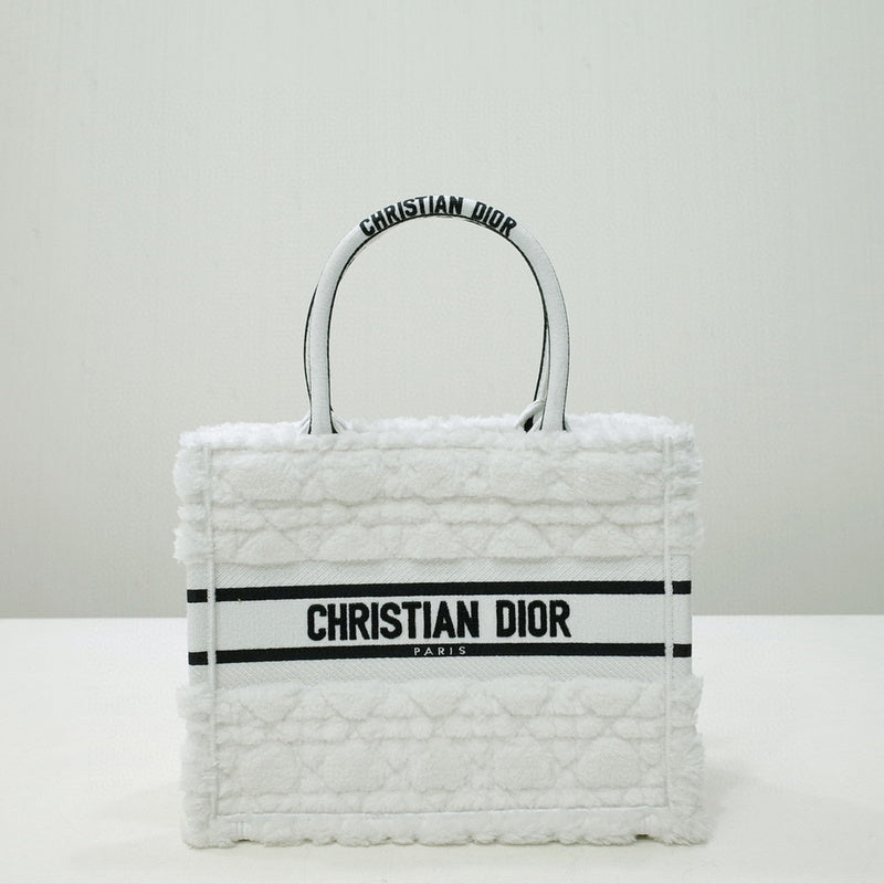 Dior Bags - 3860