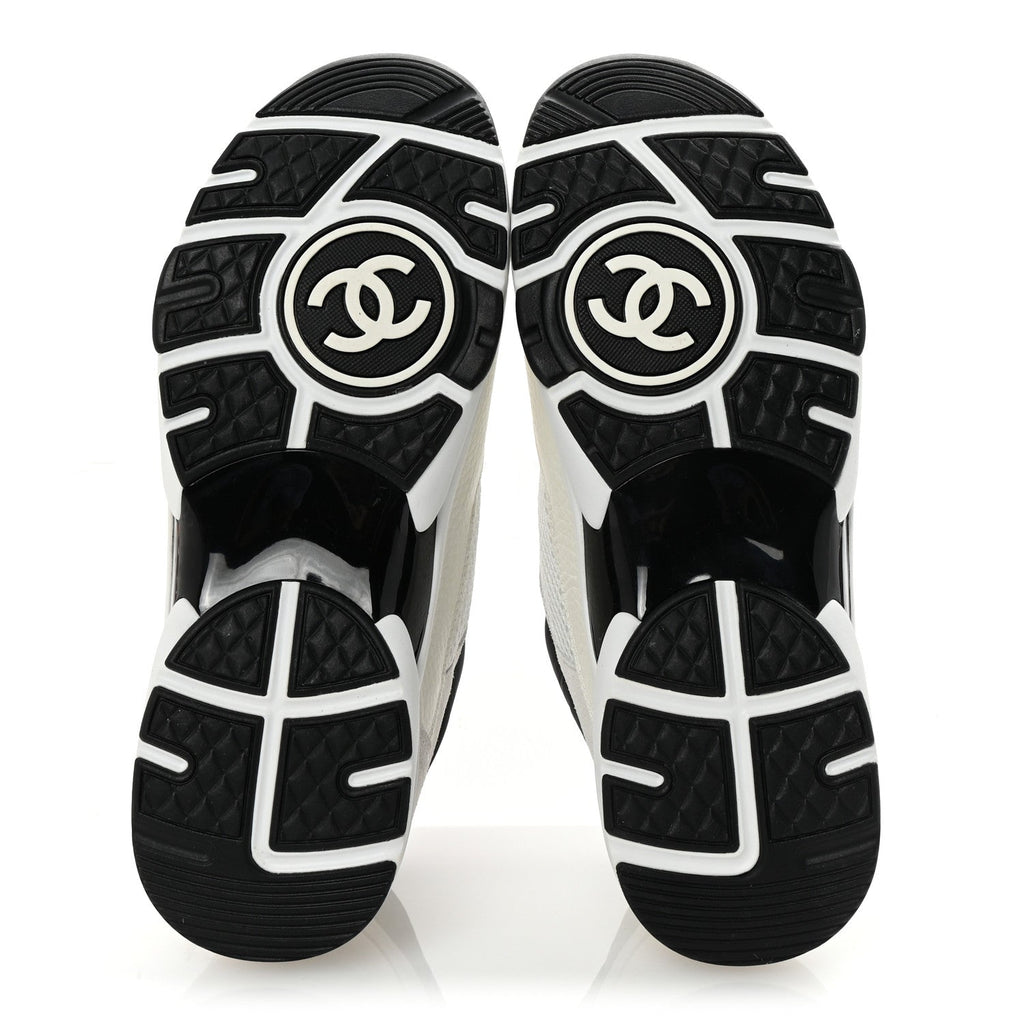 Mesh Suede Grained Calfskin Womens CC Sneakers 41 White Black