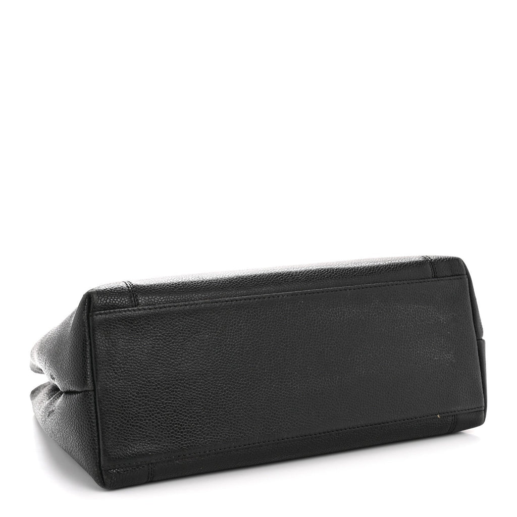 Chanel Caviar Shoulder Bag Black