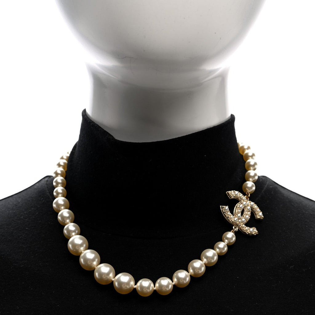 Pearl CC 100th Anniversary Necklace Light Gold