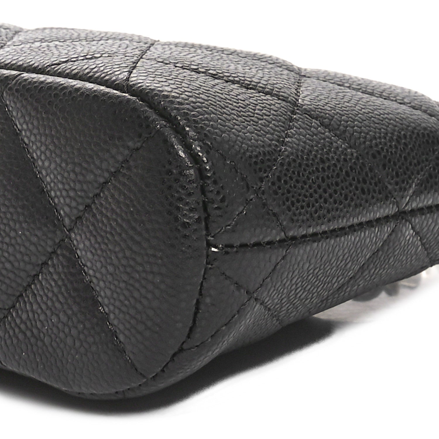 Chanel Caviar Quilted Classic Clutch With Chain Black