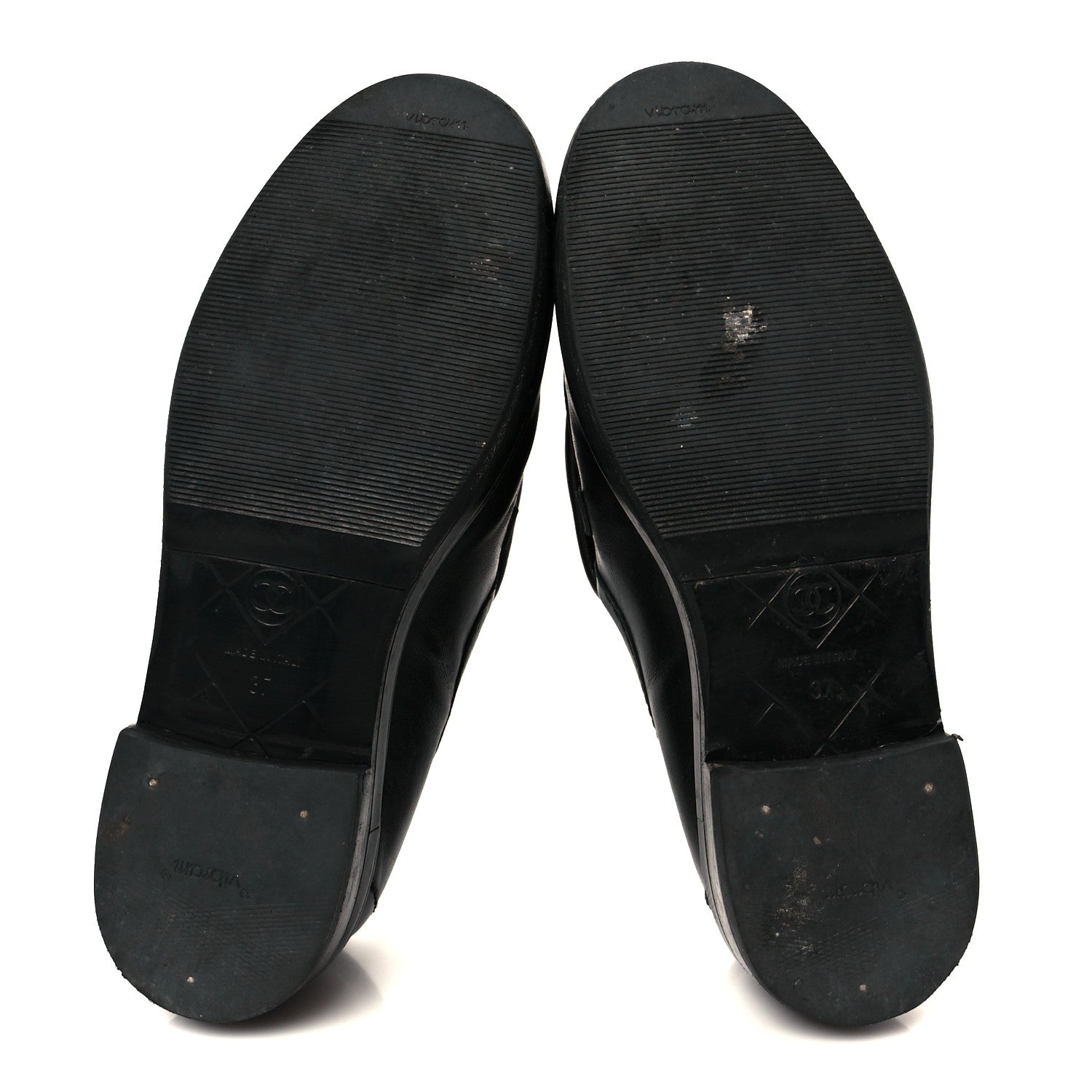 Lambskin Quilted CC Turnlock Loafers 37 Black