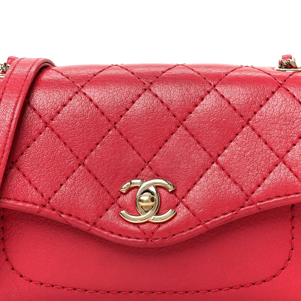 Chanel Goatskin Quilted Coco Curve Flap Messenger Flap Red