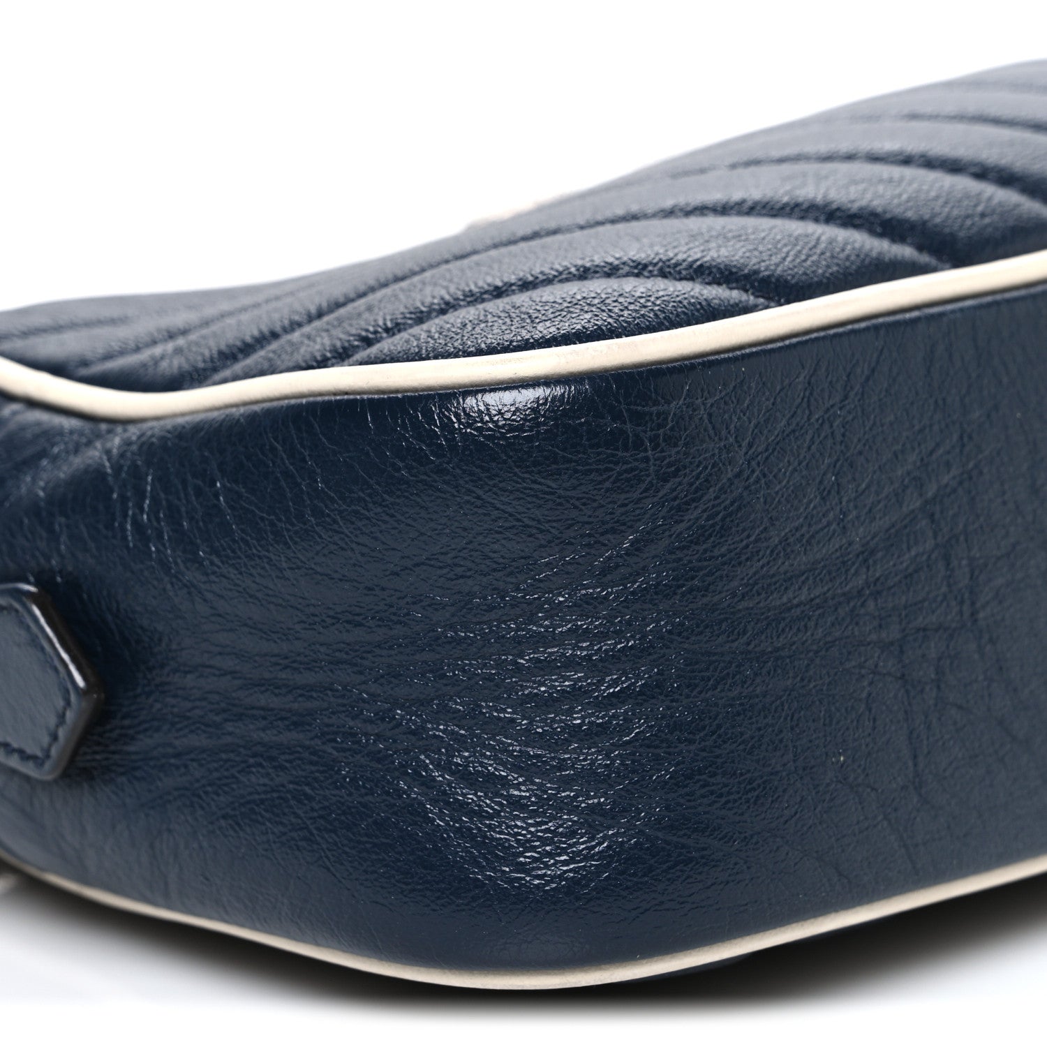 Gucci Vintage Effect Calfskin Matelasse Diagonal Small Torchon GG Marmont Chain Shoulder Bag Blue Agata Mystic White