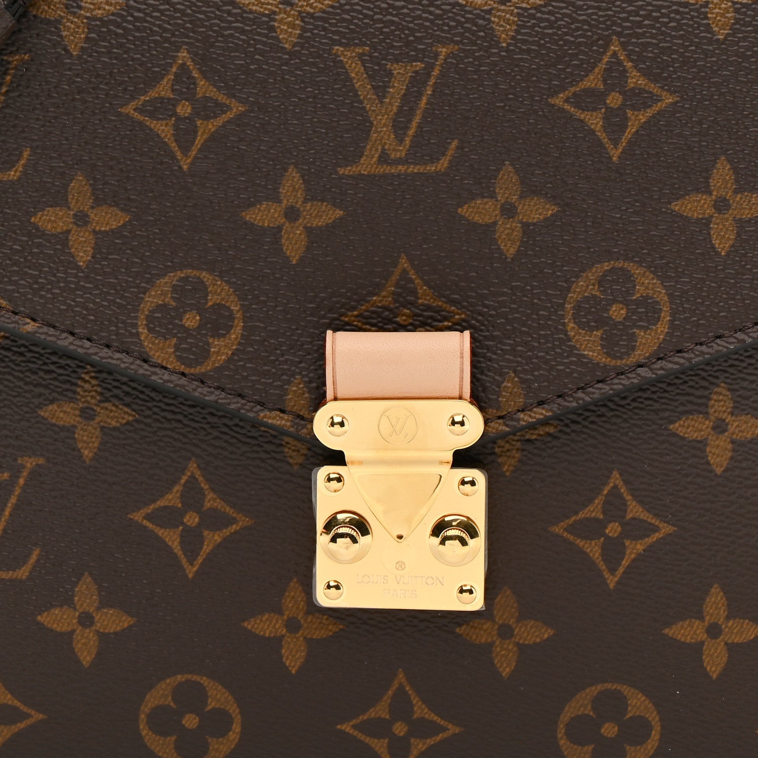 Louis Vuitton Monogram Pochette Metis