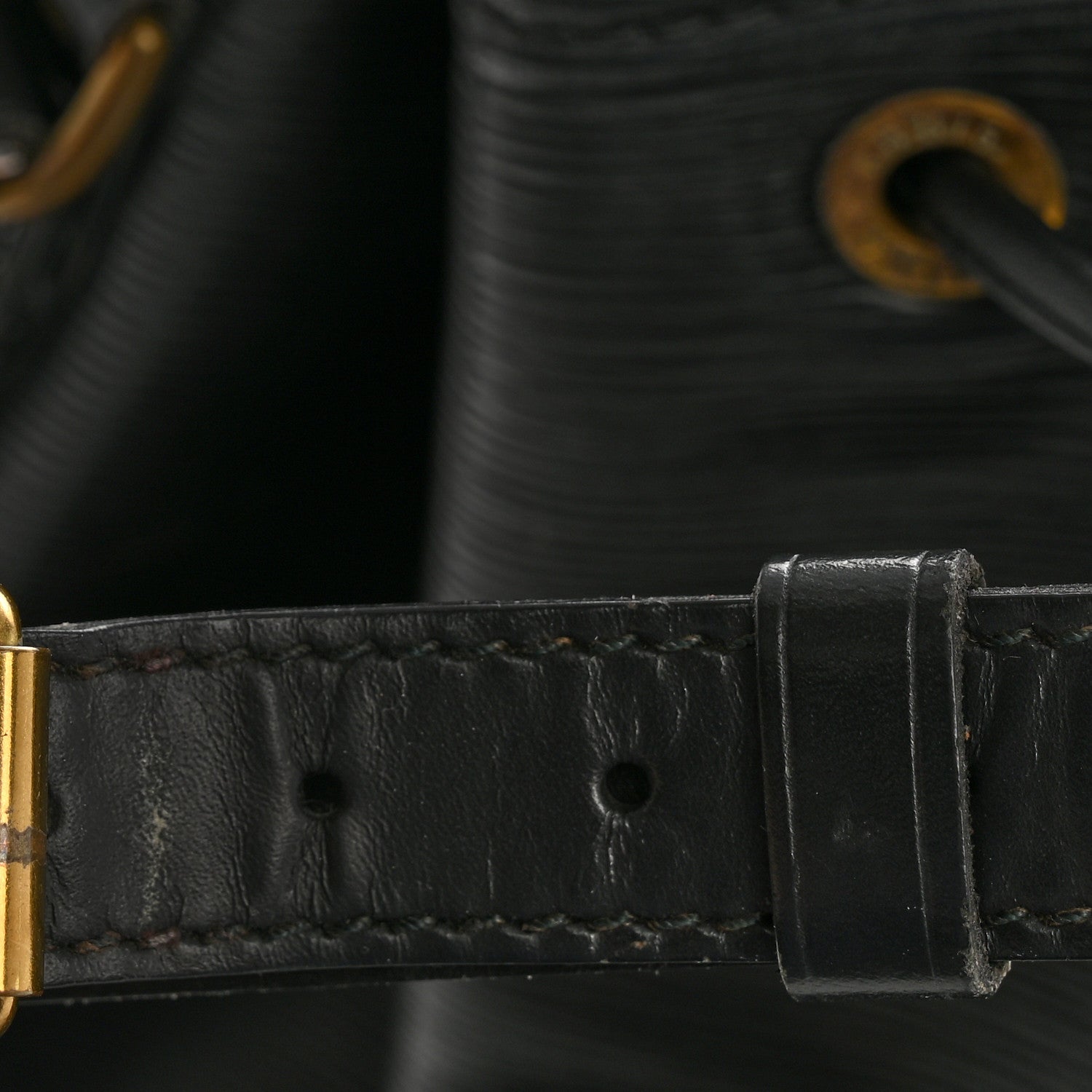 Louis Vuitton Epi Noe Black