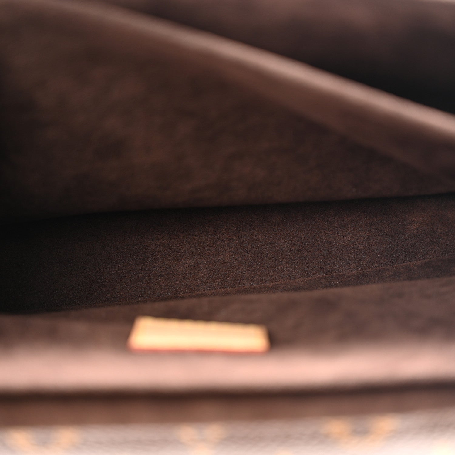 Louis Vuitton Monogram Pochette Metis