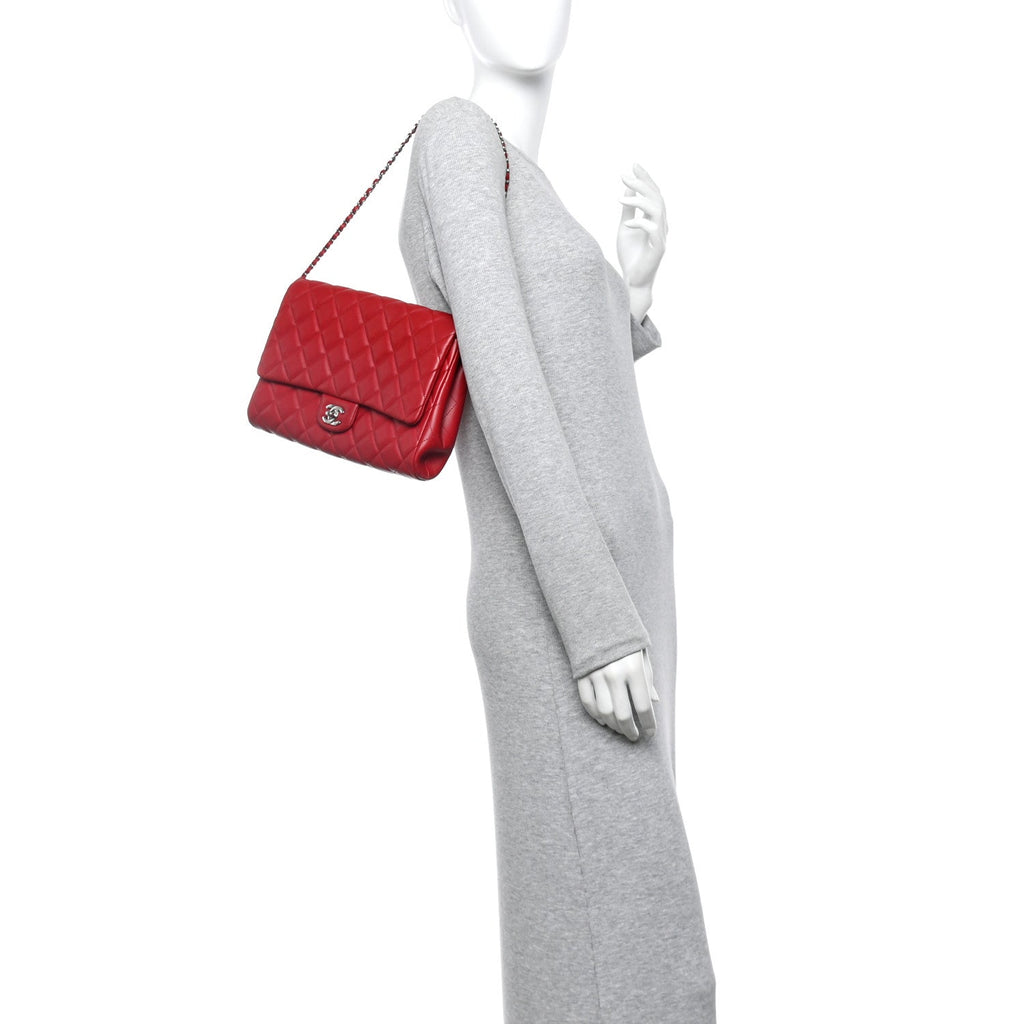 Chanel Lambskin Quilted Clutch With Chain Flap Red