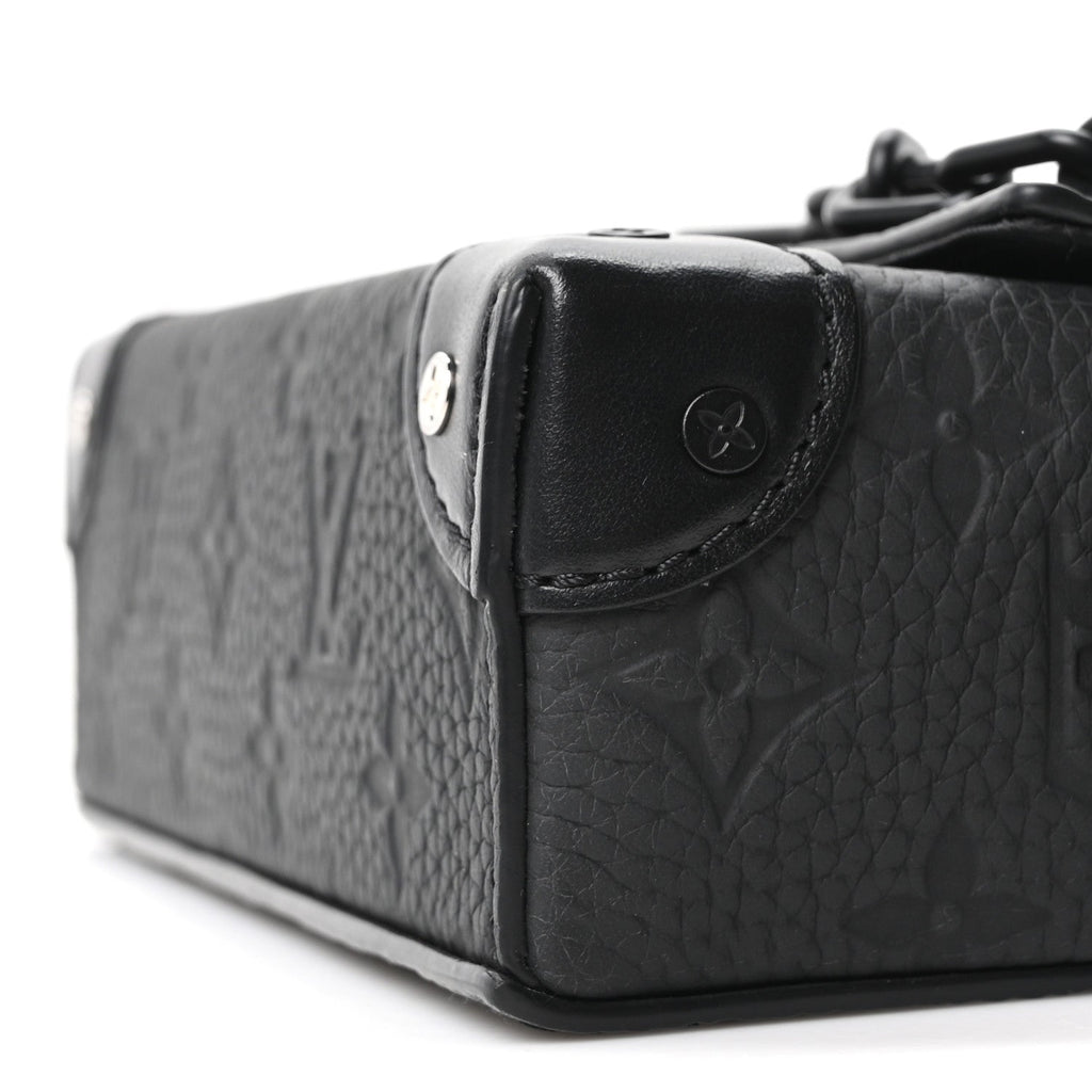 Louis Vuitton Taurillon Monogram Steamer Wearable Wallet Black