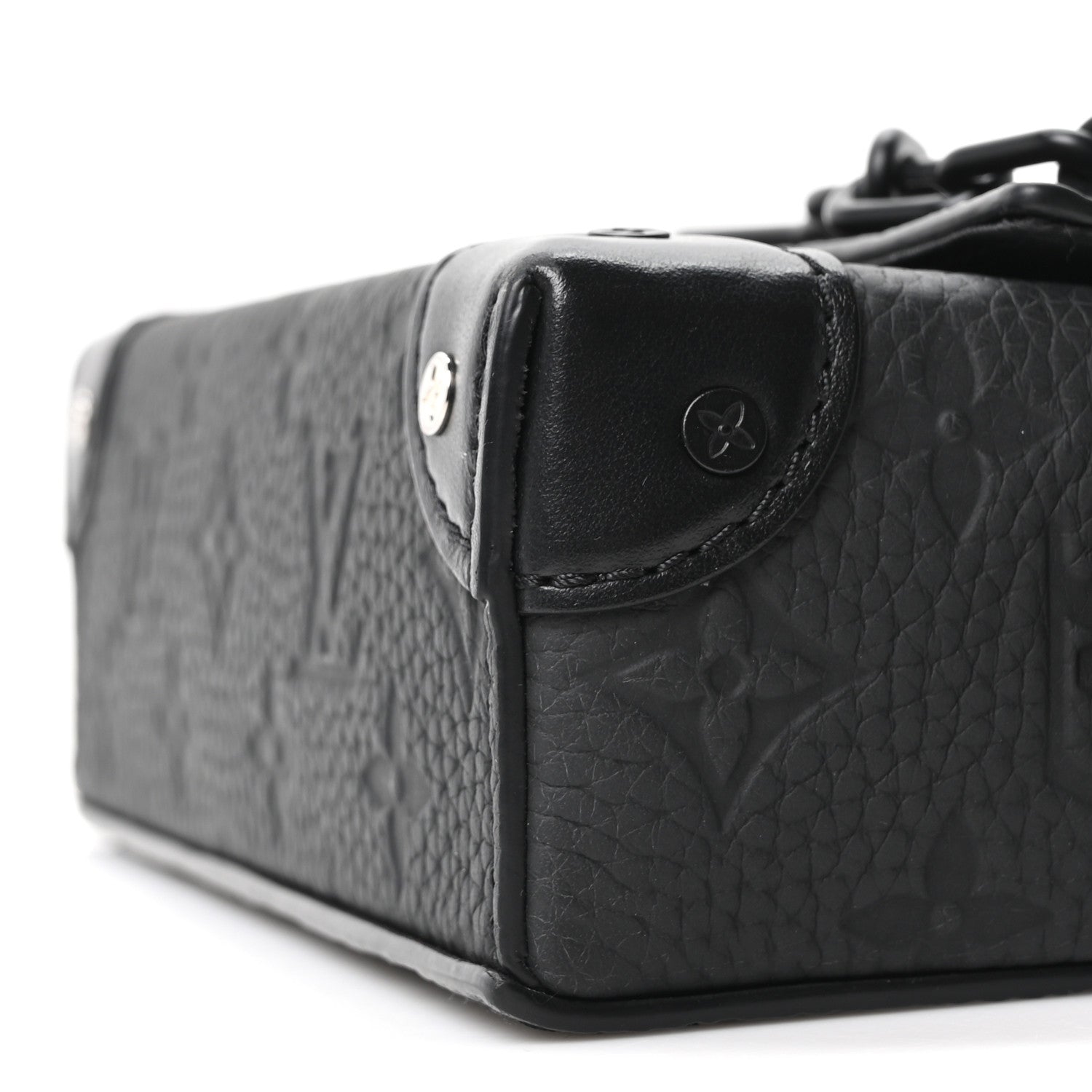 Louis Vuitton Taurillon Monogram Steamer Wearable Wallet Black