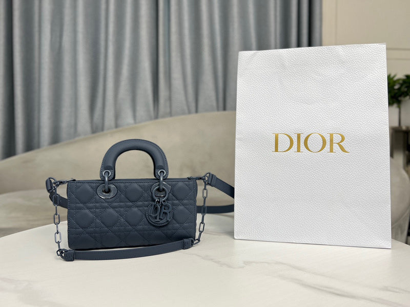 Dior Bags - 289