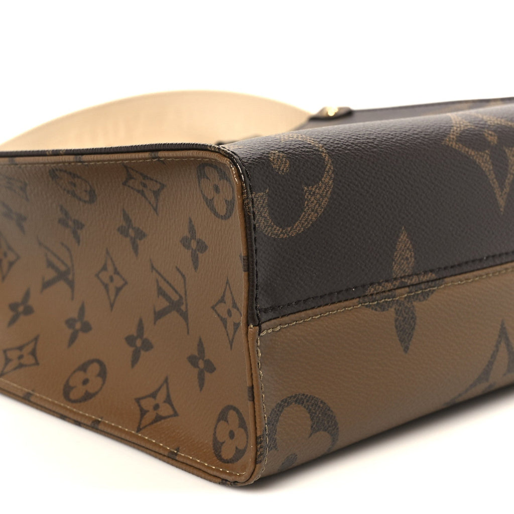 Louis Vuitton Reverse Monogram Giant Onthego PM